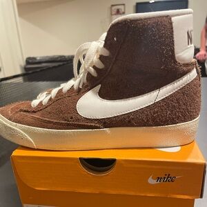 Women’s Blazer Mid 77 Vintage Size 7